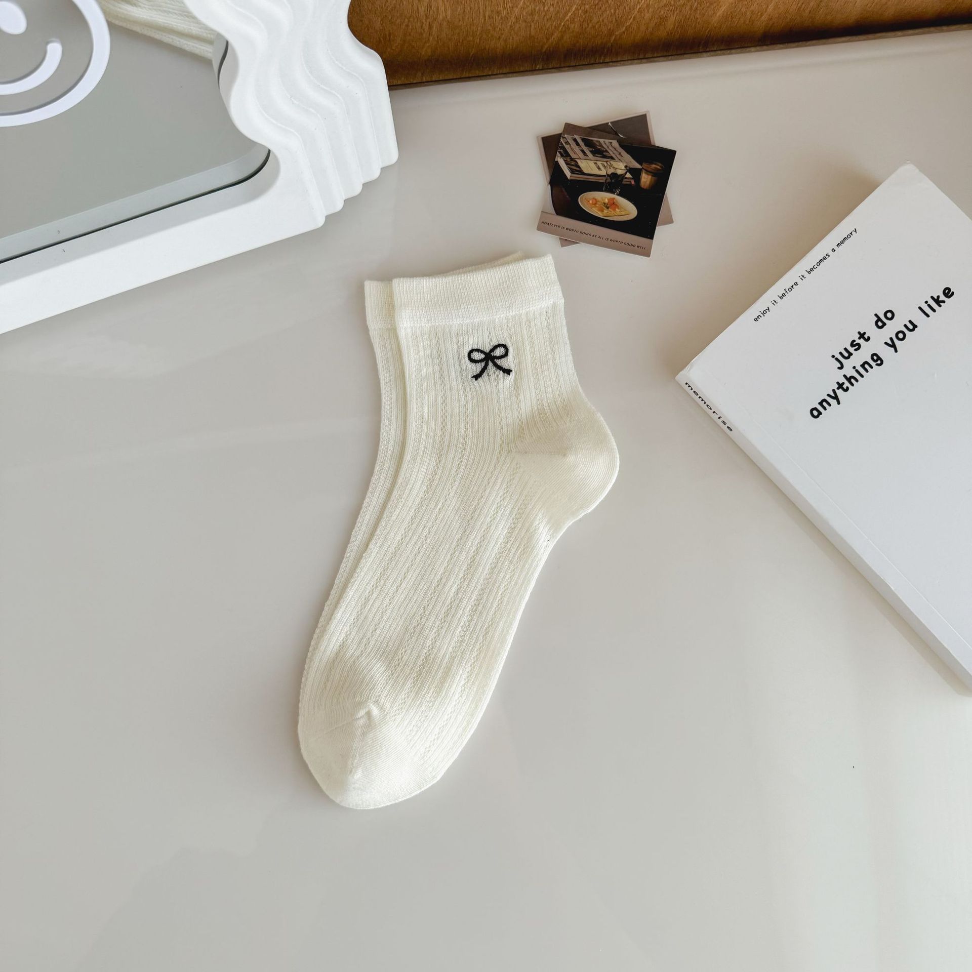 우유 흰색 짧은 튜브