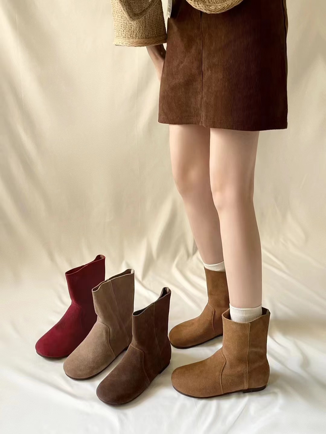 Chaussures ShoeVault en cuir suédé véritable pour femme, modèle Martin, collection automne-hiver 2024, style rétro, bout rond, souple, confortable et polyvalent._voghion.com