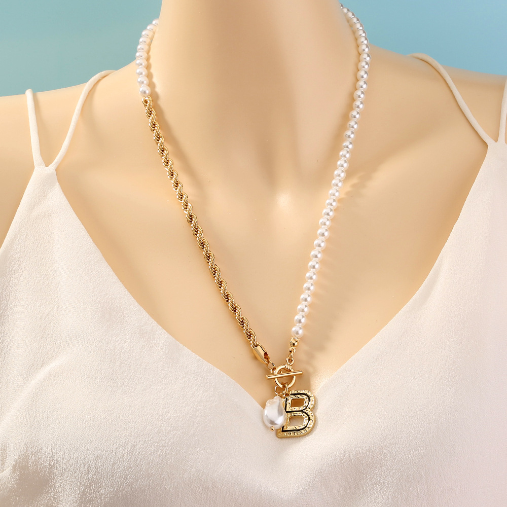 Fashion Baroque Imitation Pearl Letter B Alloy Necklace display picture 4
