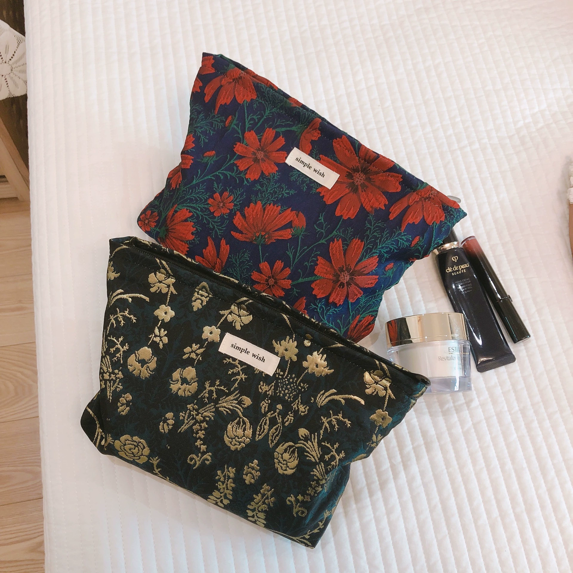 Косметичка, маленькая clutch-сумочка, система хранения для поездок