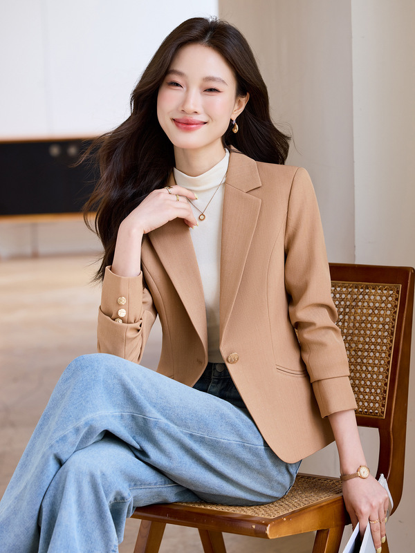 红色西装外套女2025新款春秋职业气质休闲修身高级感女士西服上衣|undefined