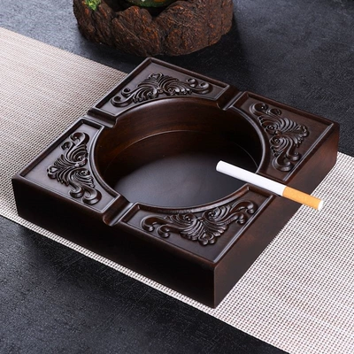 Car ashtray and Unique Retro Design for Living Room