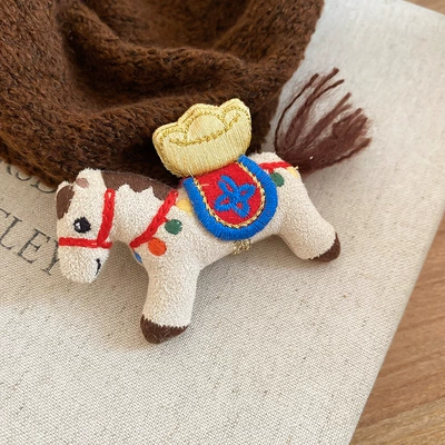 Vintage Enamel Horse Brooch for, Yaxa sancaqları