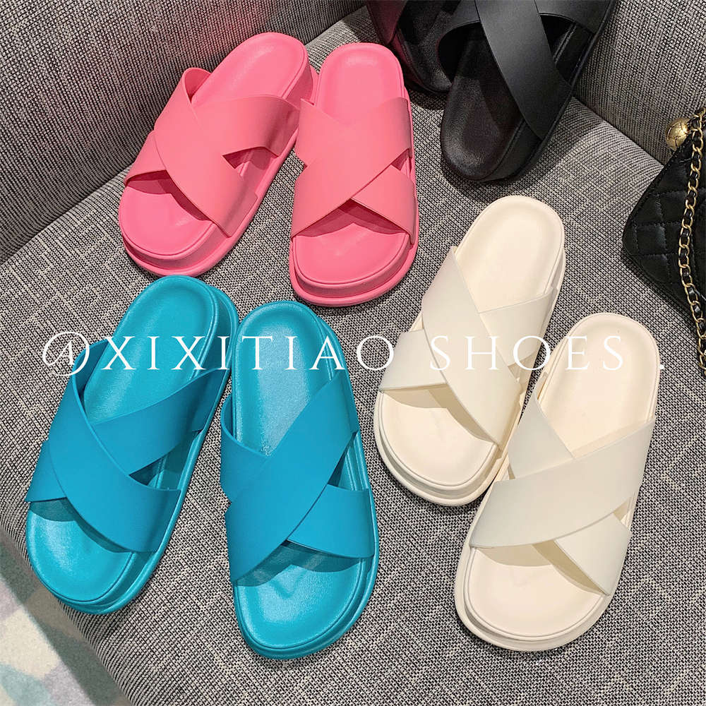 Women's Summer New Lightweight Casual Beach Shoes for External Wear Fashion Thick Sole Korean Edition INS Trendy Simple Cross Slippers