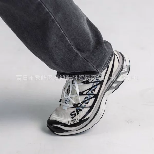 Putian Company Mm6 Maison Margiela Xt-6 Waterproof Functional Outdoor Hiking Shoes for Men and Women Running Shoes