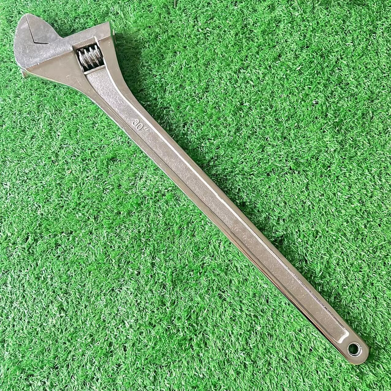 Los fabricantes suministran llave de 30 pulgadas llave ajustable 750MM llave ajustable llave grande herramienta de mano
