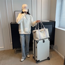 2023新款时尚格子瑜伽健身包女手提包游泳妈咪包短途旅行包行李袋