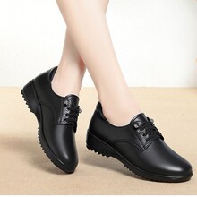 �羳����Ӣ���Lϵ���¸�СƤЬ�r�Ѓ���ͨ��Ь����Ь2025�r�b��Ь