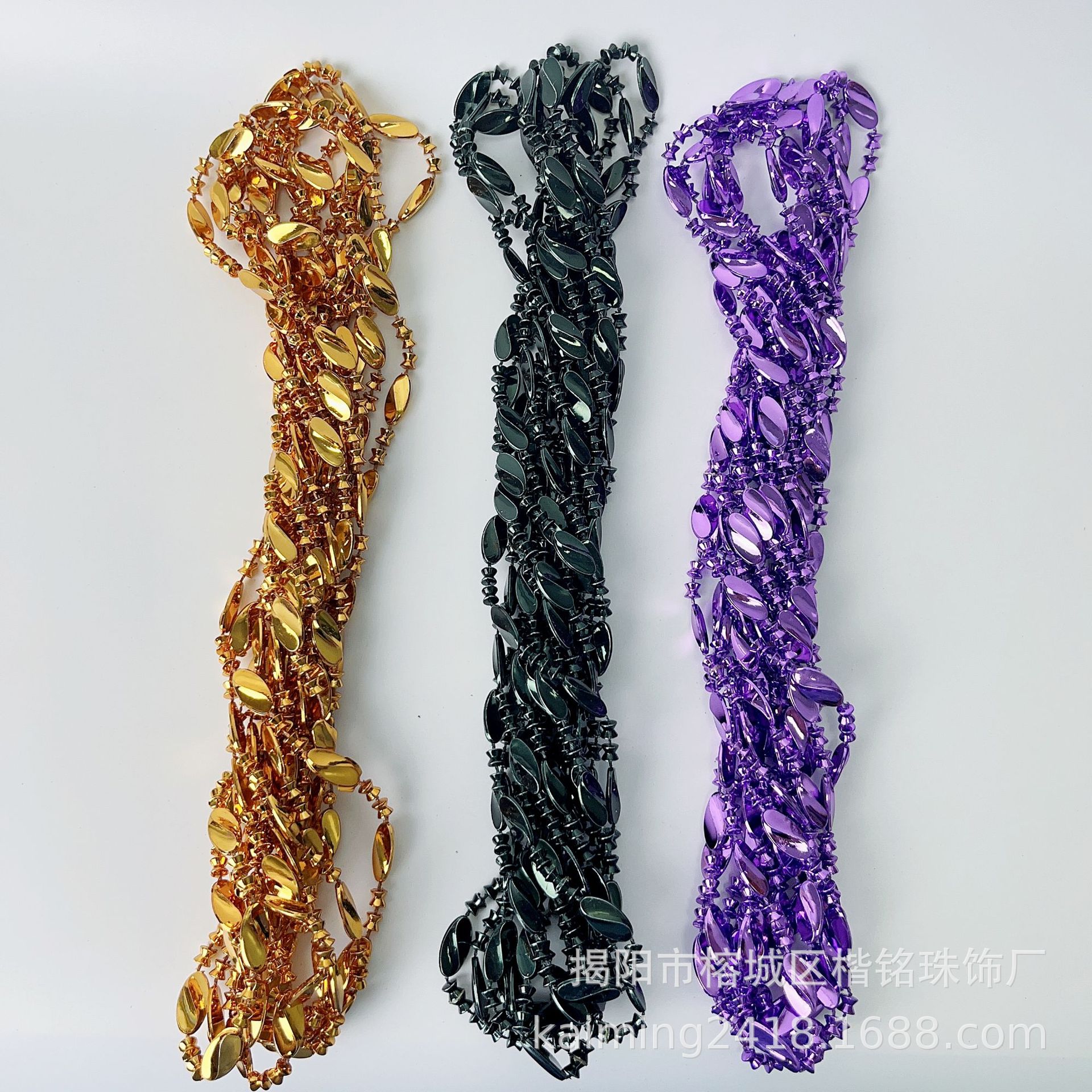 ����ѷ������ʥ�ڿ��ɶ�װ������ �񻶽�33Ӣ�紮������