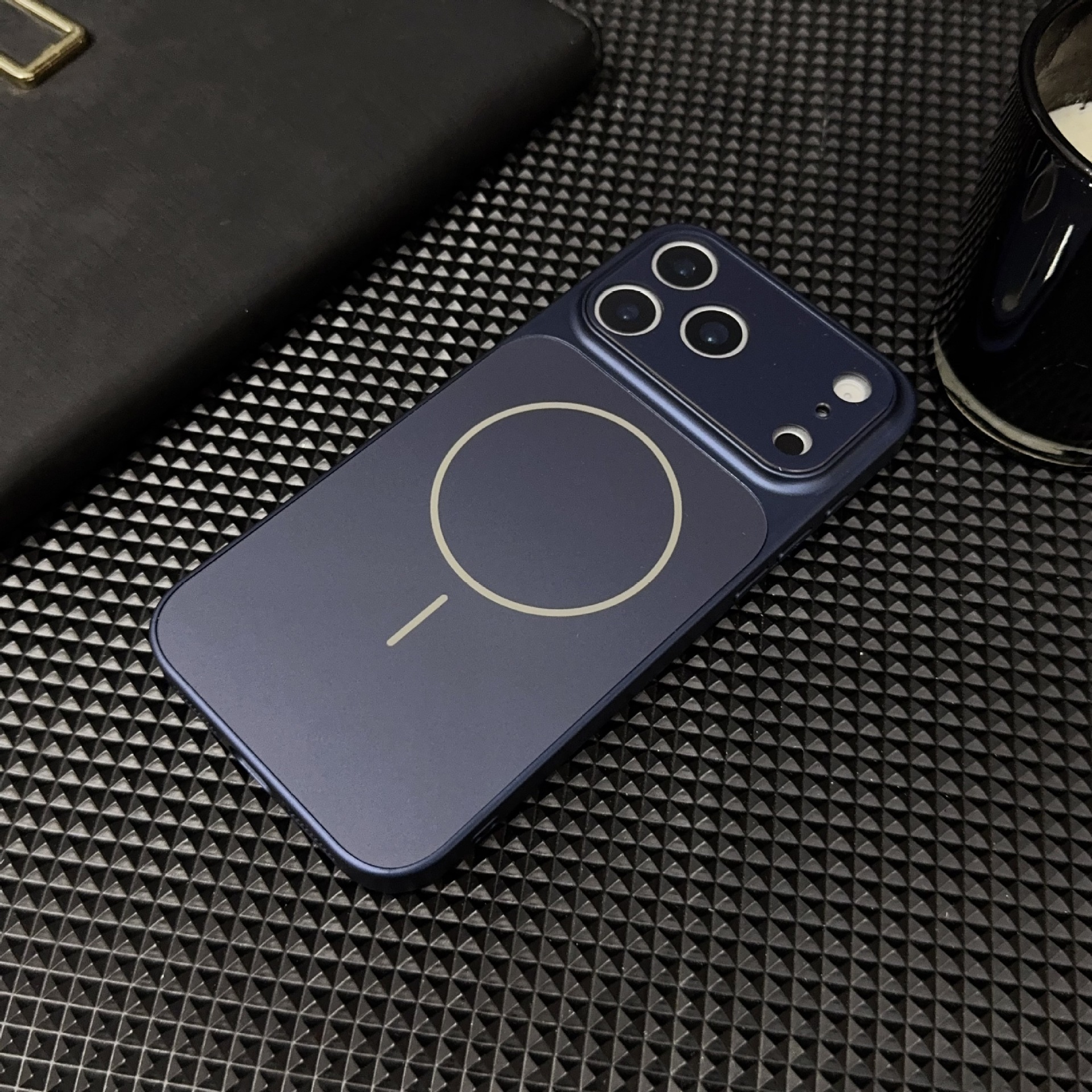 Matte Corning Instant Series Hülle für iPhone 17 Pro Max, iPhone 16 Stoßfeste Schutzhülle_voghion.com