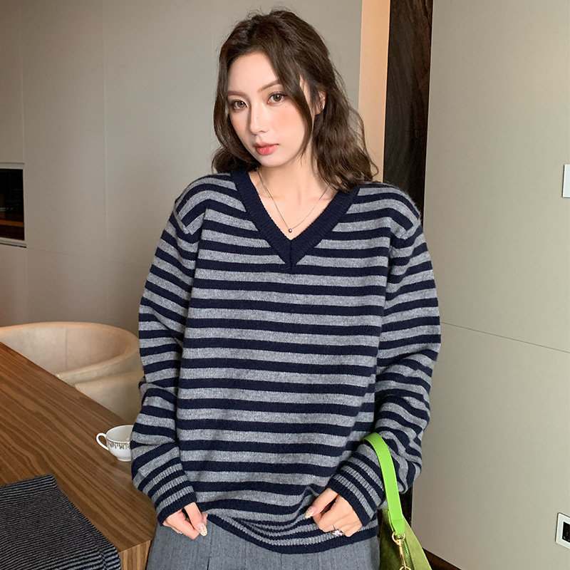 Korean Style Contrast Stripesd V Neck Pullover Knitwear for Women 2025 Autumn and Winter New Loose and Versatile Design Knitwear Top