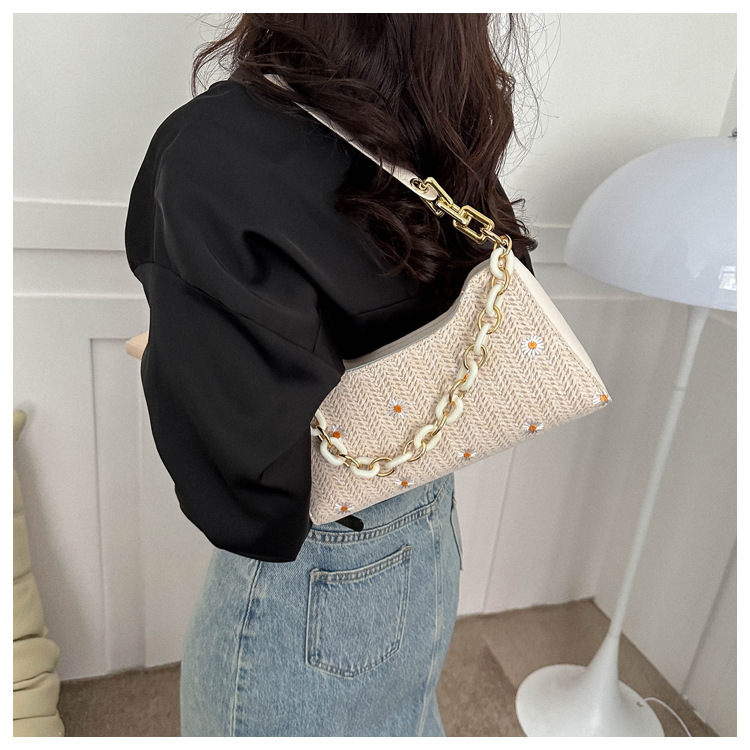 Women's Medium Spring&summer Pu Leather Straw Streetwear Underarm Bag display picture 4