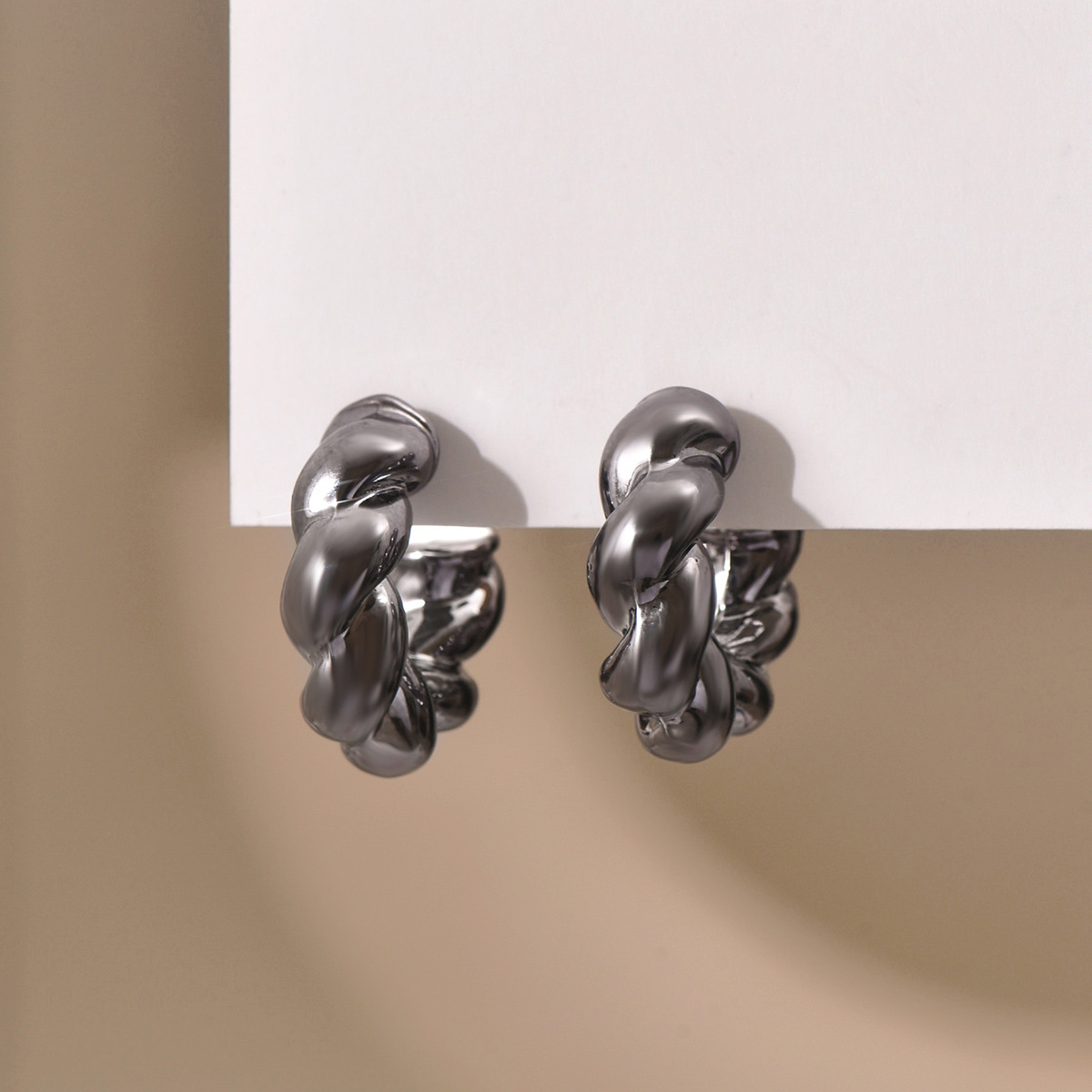 1 Pair Marine Style Twist Arylic Ear Studs display picture 10