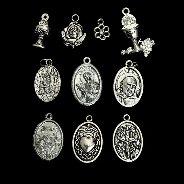Amazon supply necklace pendant angel tag oval zinc alloy bracelet key chain zipper jewelry accessories