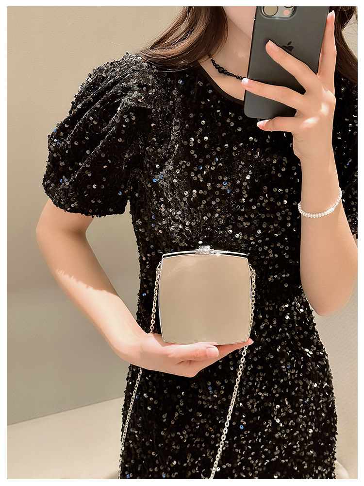 2025 New acrylic bag, square box bag, single-shoulder crossbody chain, women's makeup bag, fashionable cross-border clutch undefined