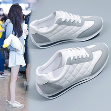 运动小白鞋女2024新款夏季透气女鞋网红超火阿甘鞋百搭平底潮鞋子