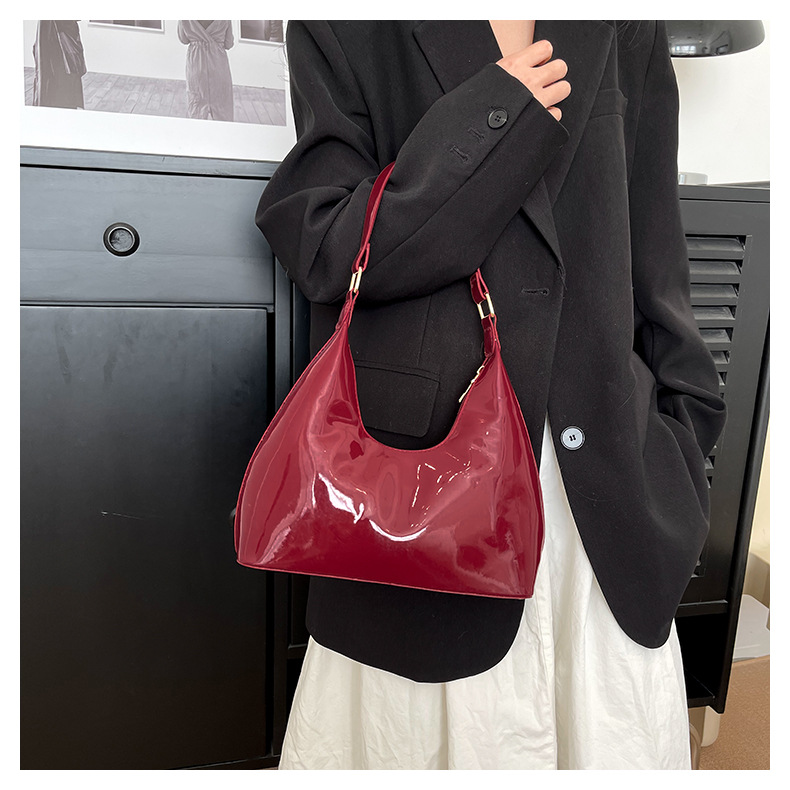 660g Weight Nylon Lining Material Zipper Closure Type Single Shoulder Strap Strap Type Underarm Bag Bags Type Daily, Shopping Occasion Pu Leather Material Solid Color Pattern All Seasons Season Women's Gender Streetwear Style Pillow Shape Shape Small Size Women's Small Pu Leather Solid Color Streetwear Pillow Shape Zipper Underarm Bag 6