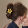 62#Vitality Turmeric Flower Contrast Color Clip [About 13cm]