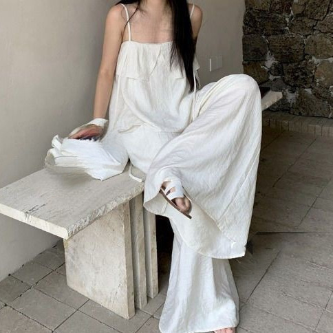 Cool and Stylish White Fashion Set for Women, Summer 2026 New Fashion Style, Ruffled Strap Top and Yamamoto Pants-Skirt Two-Piece Set