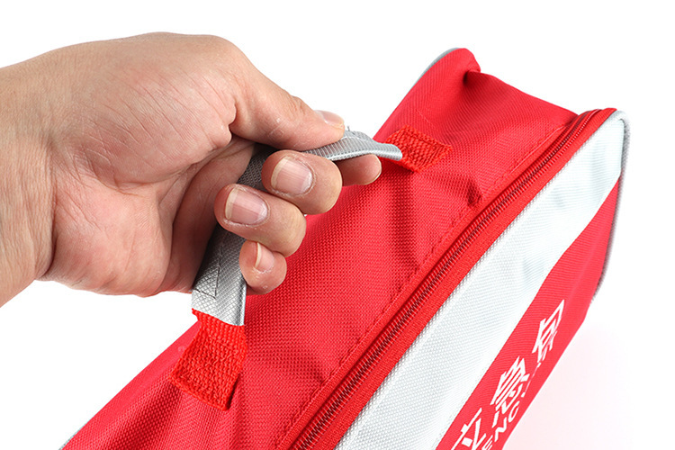 Ready Supply of Car Emergency Kit, Car Rescue Kit, Human Anti- Emergency Kit, Car Gift