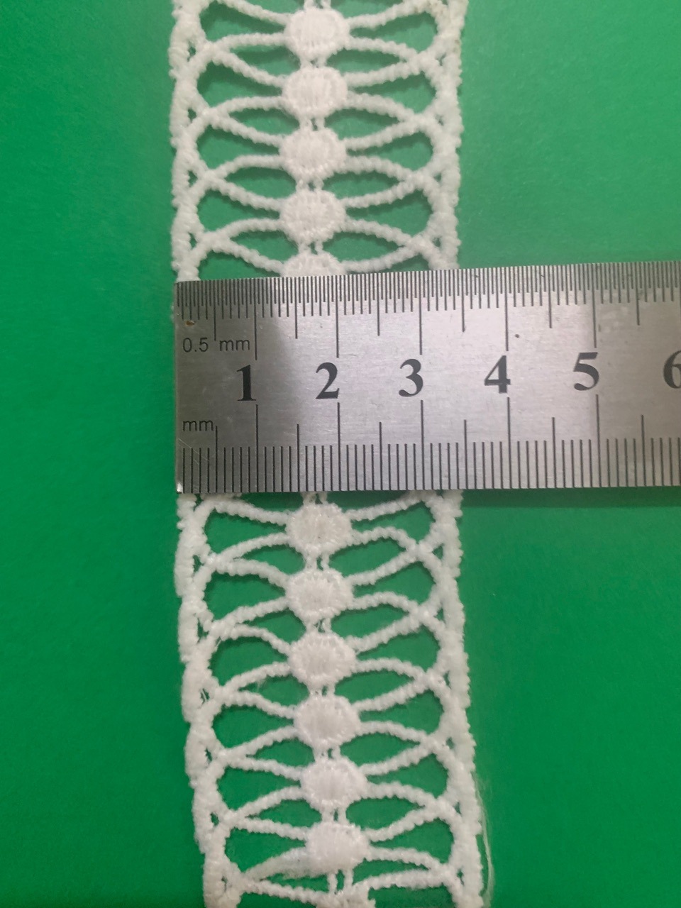 厂家直销3.5cm宽双边灯笼型水溶牛奶丝连条花边 服装辅料女装刺绣