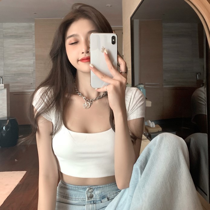하얀색