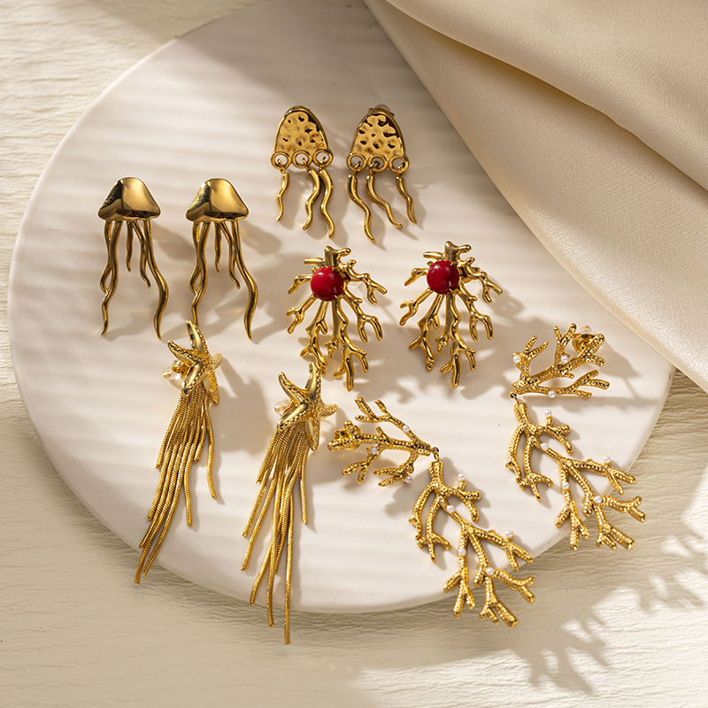 7g Weight 0.03µm-0.05µm Gold Plating Thickness PVD Coated Real Gold Plated Jellyfish Starfish 304 Stainless Steel Vintage Style Waterproof Non Tarnish Drop Earrings Ear Studs