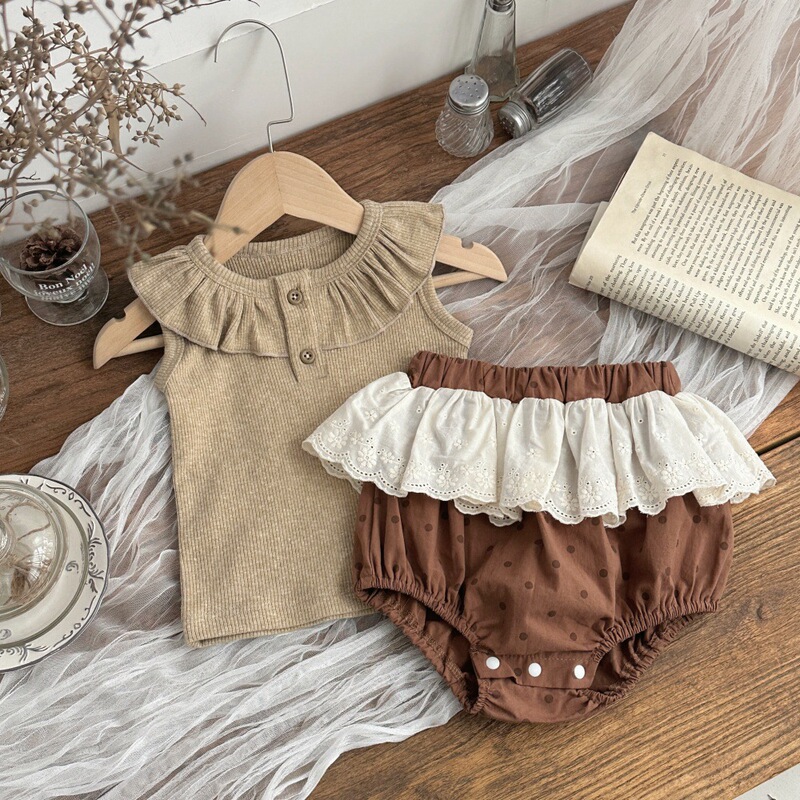 Ins Style Summer Infant Ruffle Collar Two-Button Sleeveless Top for Girls with Lace Polka Dot Bloomers Shorts