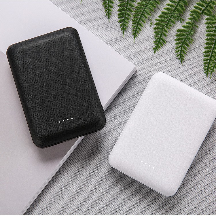 Wholesale Heating Clothing Mini Ultra-Thin Power Bank 5000 Mah 2.1A Fast Charging Portable Power Bank Gift Printing