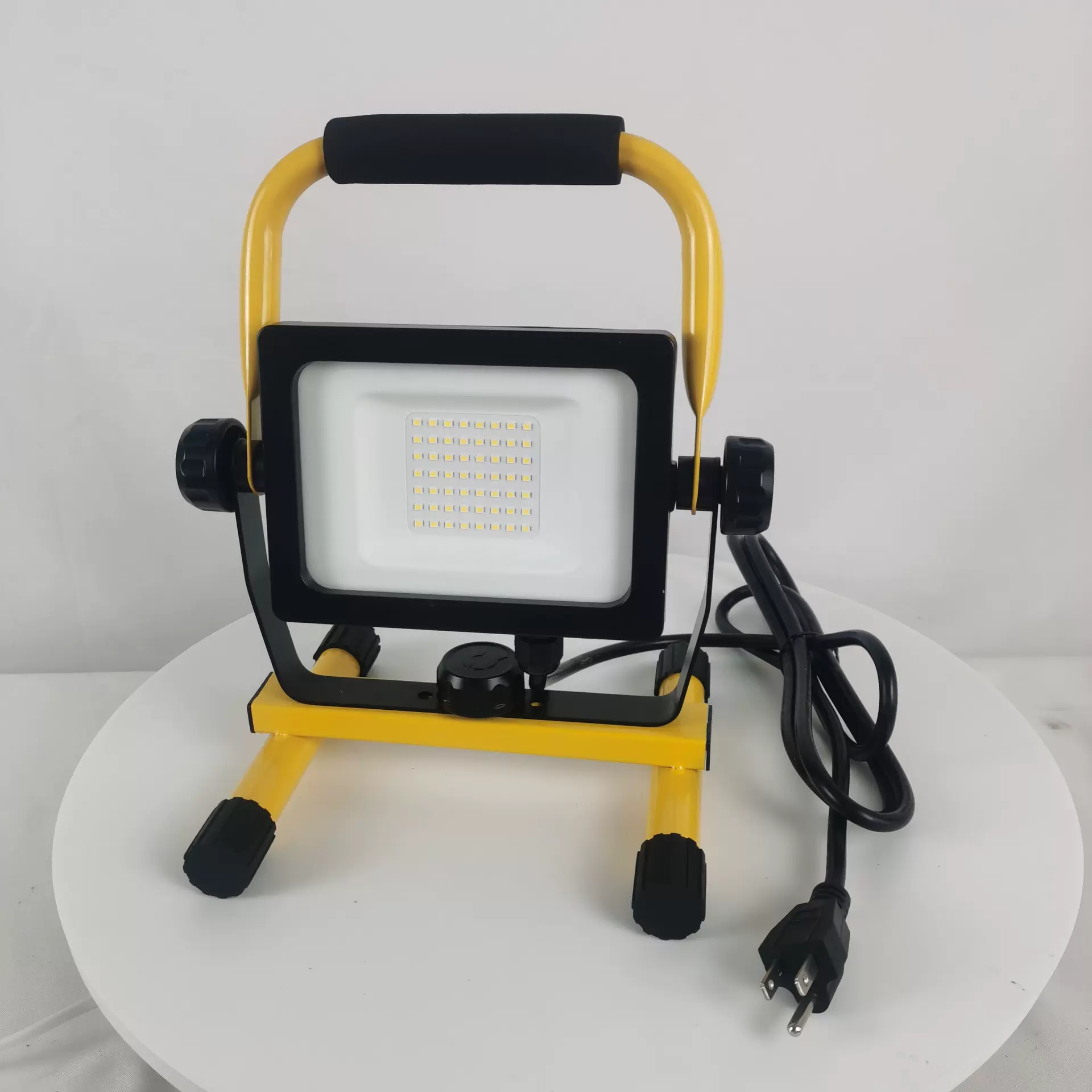 亚马逊热销3000lm手提式led工作灯 SMD铝压铸30W高光效户外作业灯