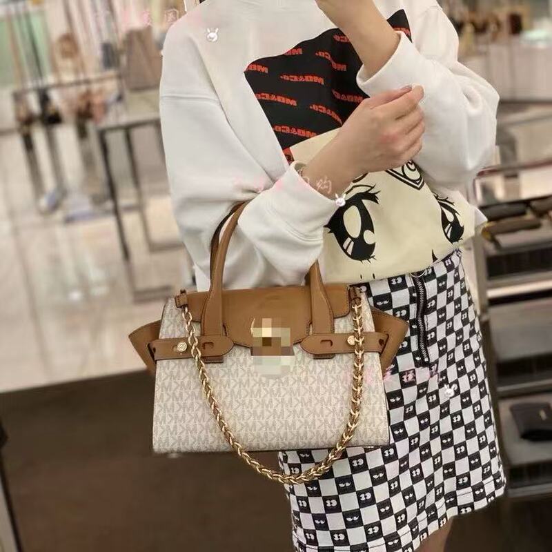 2023 Model Mk Women's Handbag, Shoulder Bag, Crossbody Bag with Monogram and Cowhide Batwing Bag for Women 2023 Model Mk Women's Handbag, Shoulder Bag, Crossbody Bag with Monogram and Cowhide Batwing Bag for Women
