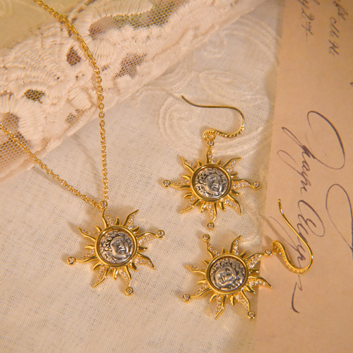Niche Retro Sun Myth Jewelry, Ancient Roman Coin Abstract Set Pendant for Women, High-End Earring Set