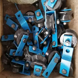 矿山施工设备;挖掘机械;工程机械配件