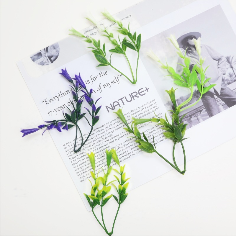 Megaphone, plastic realistic aquatic plants, artificial plants with accessories 2