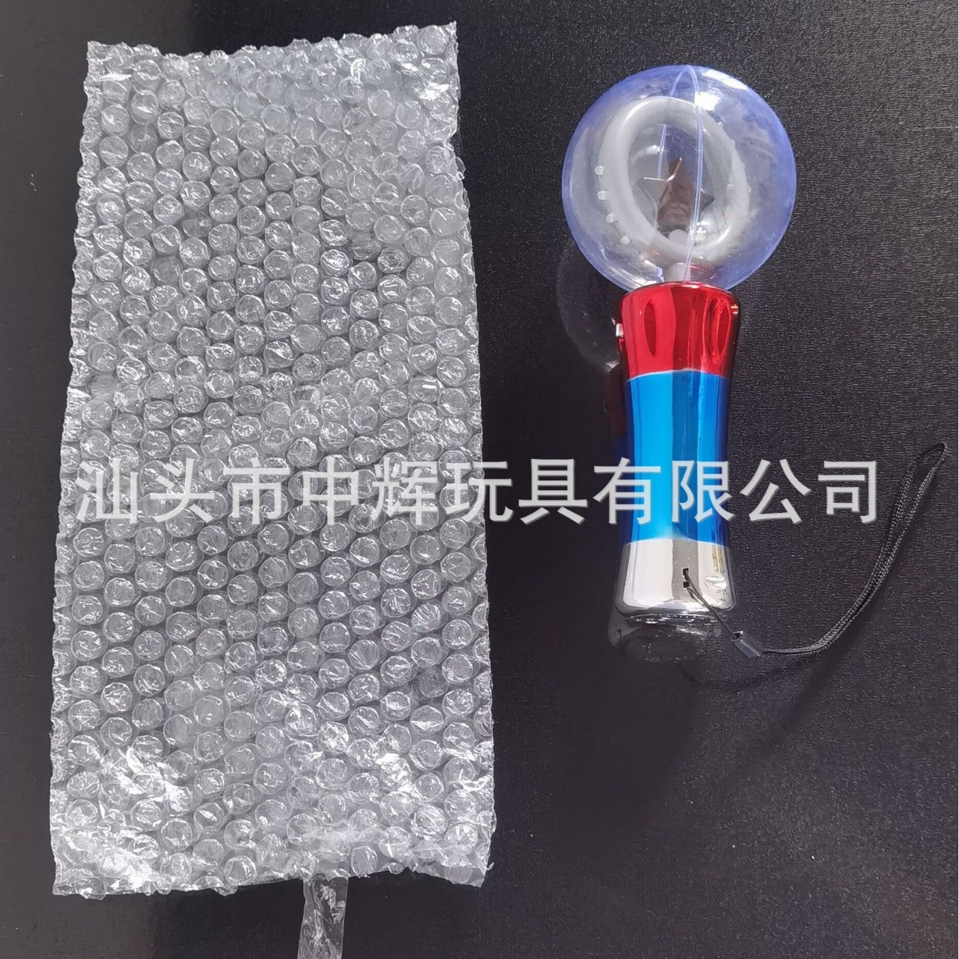 Puesto en el mercado nocturno al por mayor de los niños palo luminoso Bola de alegría juguete luminoso LED intermitente palo giratorio soporte Luz