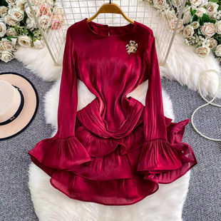 �W���W�tС���߼�������W���������B��ȹŮʿ����������~߅��ȹ