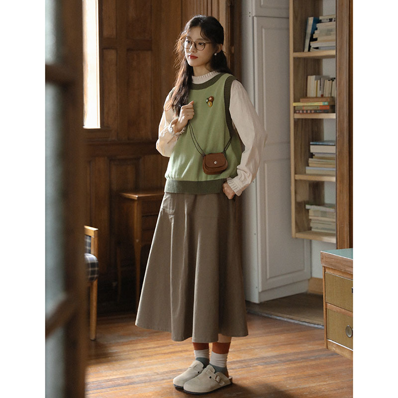 Autumn Japanese retro green long skirt