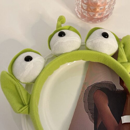 Japanese and Korean animation peripheral cartoon headbands three-eyed boy headband new selling cute and funny headband plush cute headwear for women