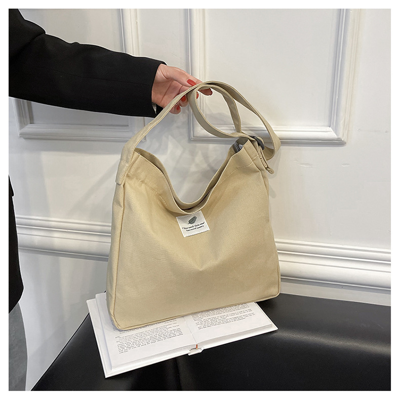 Large-capacity, fashionable and simple canvas bag, 2025 new style, casual and artistic shopping bag, versatile, shoulder crossbody bag undefined
