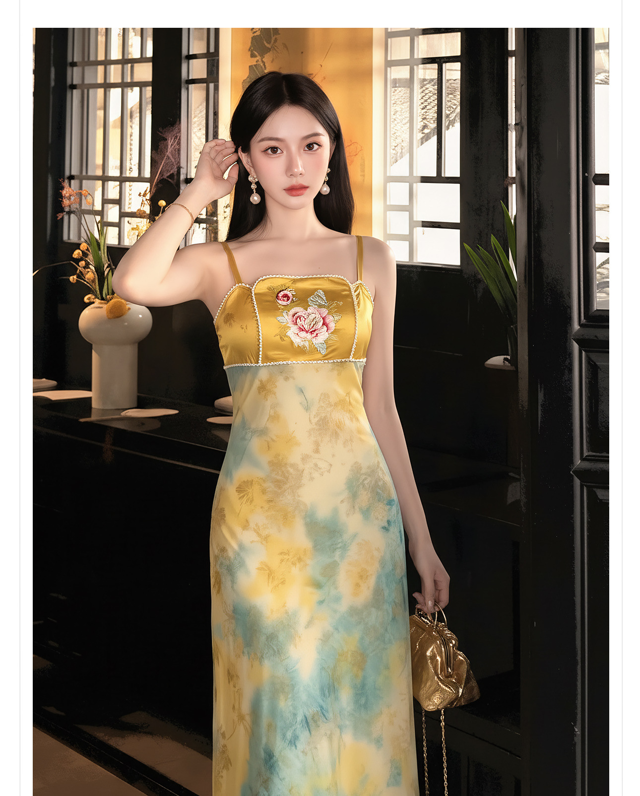 Bộ đầm dây tay không phối áo khoác thêu hoa văn cách tân cao cấp — bộ đồ, Đầu màu mơ, đầm dây chi tiết 3