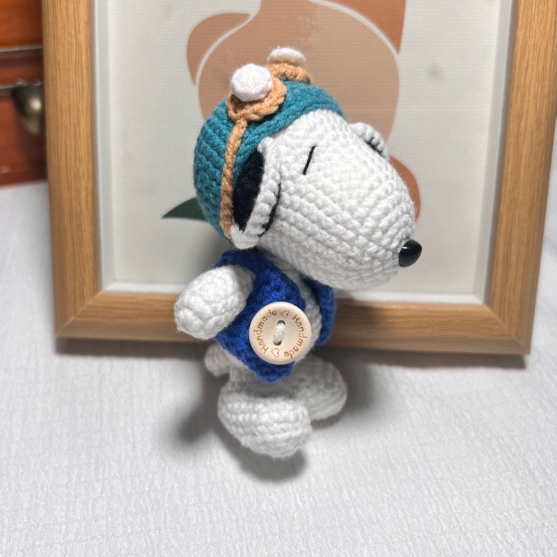 Muñecas creativas de dibujos animados tejidas a mano gancho de lana colgante Snoop super lindo animado colgante hecho a mano productos terminados