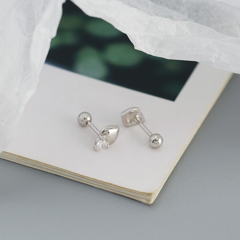 Simple Style Heart Shape Sterling Silver Ear Studs Plating Metal Rhinestone 925 Silver Earrings