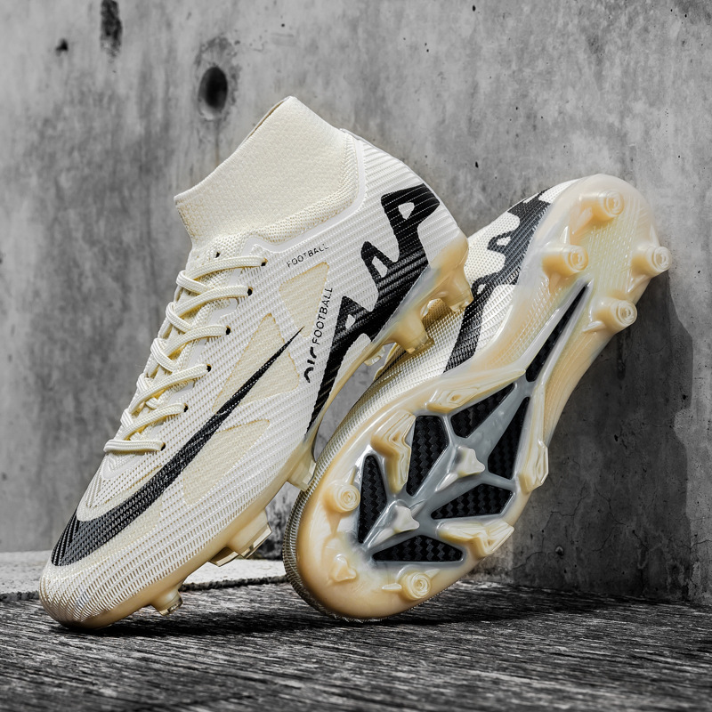 Reproducción transfronteriza de la Copa del Mundo C Luo Thorn 15 Zapatos de fútbol Putian Zapatos deportivos de entrenamiento de hierba de clavos largos de caña alta para hombres