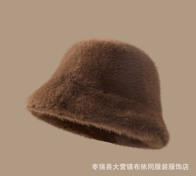 ぬいぐるみ漁師帽の女性は秋冬の冬に保温しておしゃれなぬいぐるみ漁師帽を厚くして顔が小さい|undefined
