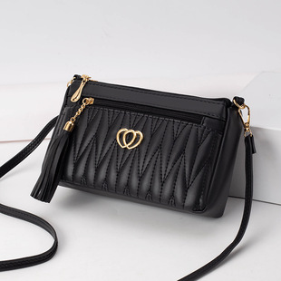 Capacious shoulder bag, small small bag