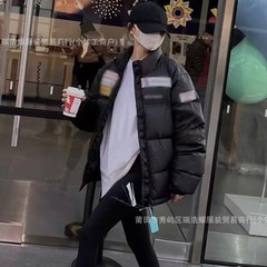 莆田高バージョン迪家ダウンジャケット男スイスチームが協力して、多くのブランドの戸外保温の短いコート女