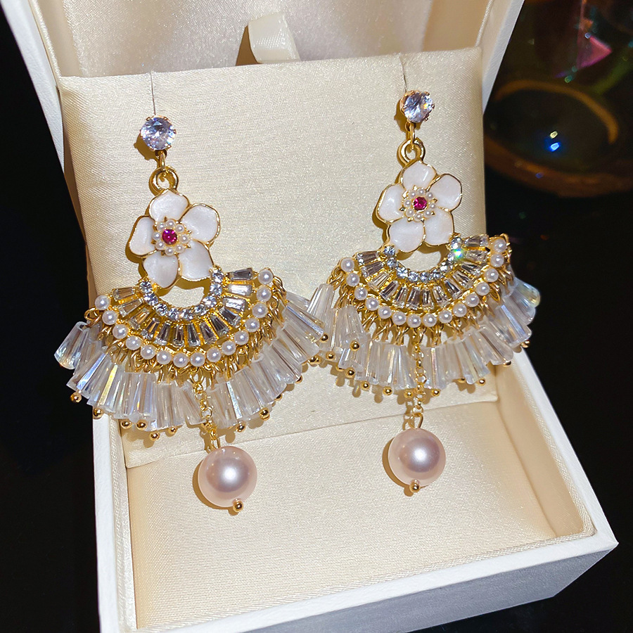 Oro real arco de perlas de aretes