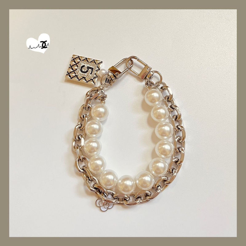 Ins Fragrant Style Light Luxury Pearl Metal Mobile Phone Chain Hanging Accessories Headset Accessories Advanced Sense Niche Anti-lost Chain Ins Fragrant Style Light Luxury Pearl Metal Mobile Phone Chain Hanging Accessories Headset Accessories Advanced Sense Niche Anti-lost Chain