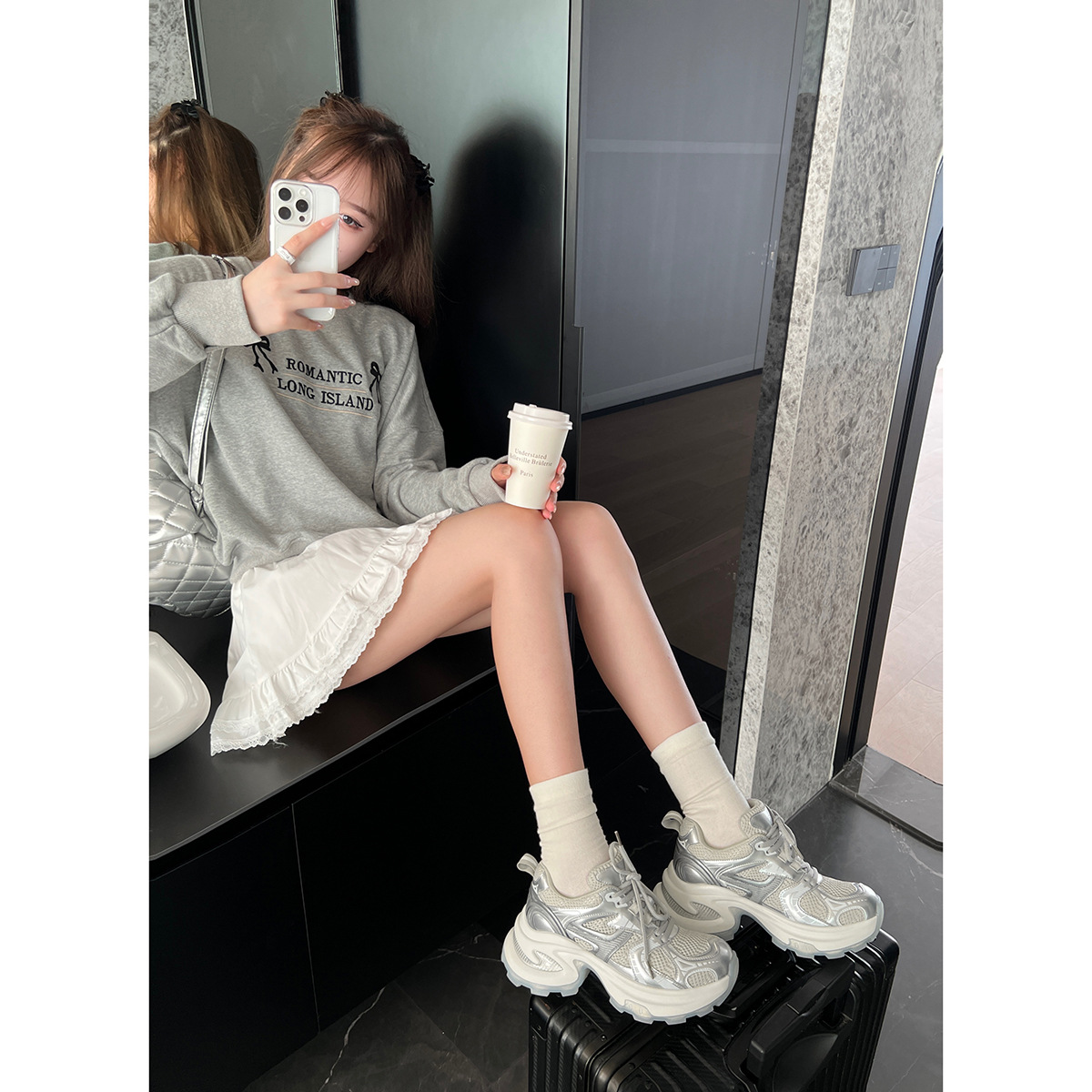 7.5cm de altura Oh ~ versión de cuero de vaca de altura de fondo grueso zapatos de papá mujeres 2024 primavera y otoño nuevos zapatos casuales transpirables de malla