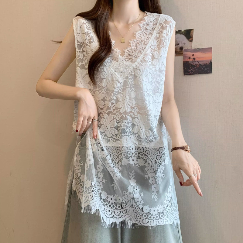 Plus-size women's new Korean-style French embroidery lace shirt, short-sleeved, loose-fitting, sleeveless vest, mid-length, suitable for layering